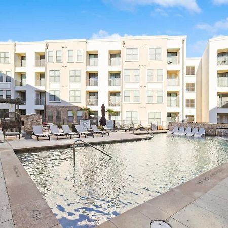 شقة Lux 1B W Pool Near Toyota Hq, The Star, Legacy Wes فريسكو المظهر الخارجي الصورة