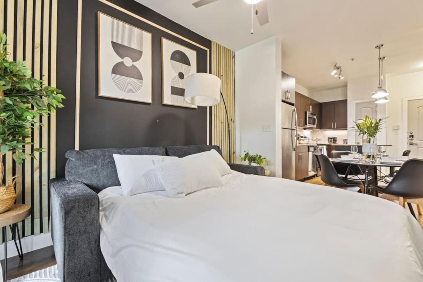 شقة Lux 1B W Pool Near Toyota Hq, The Star, Legacy Wes فريسكو المظهر الخارجي الصورة