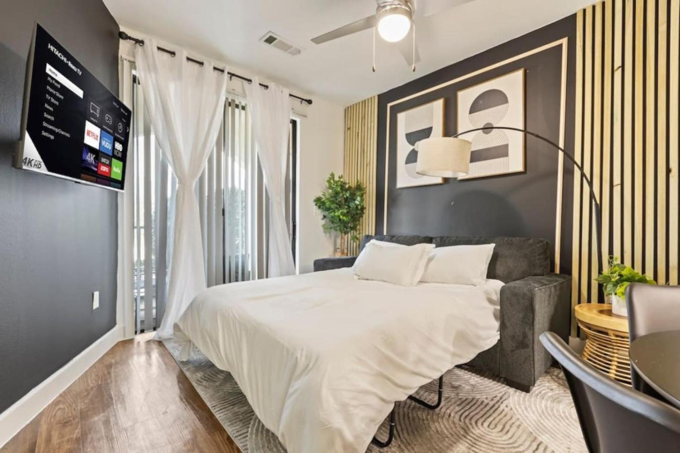 شقة Lux 1B W Pool Near Toyota Hq, The Star, Legacy Wes فريسكو المظهر الخارجي الصورة